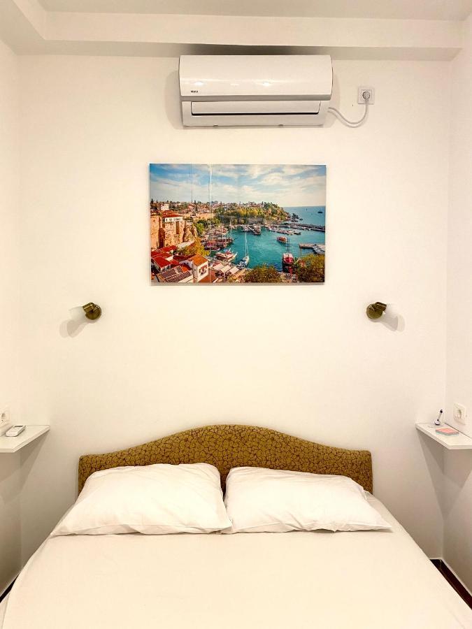 Apartment Njegos Perast Eksteriør billede